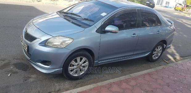 Toyota Belta 2011 Blue - thumbnail 4