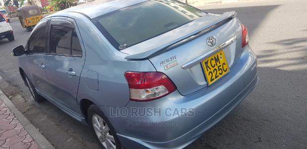 Toyota Belta 2011 Blue - thumbnail 5