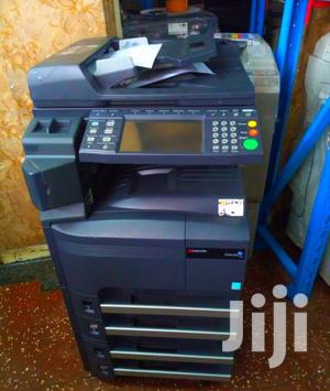 Kyocera Taskalfa 300i Photocopier Machine - thumbnail 2