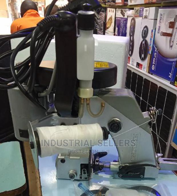 Speed Bag Closer - main view