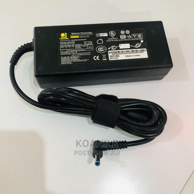 HP Original Ex Uk Blue Pin Adapter
