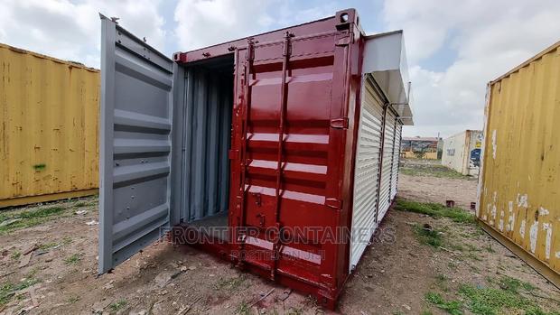 20ft Container Partitioned to 3 Stalls - main view