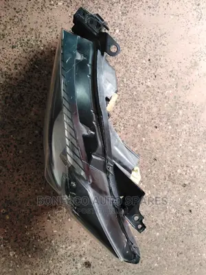 Mazda Cx5 Xenon Headlights (Outer Comp) 2013/14