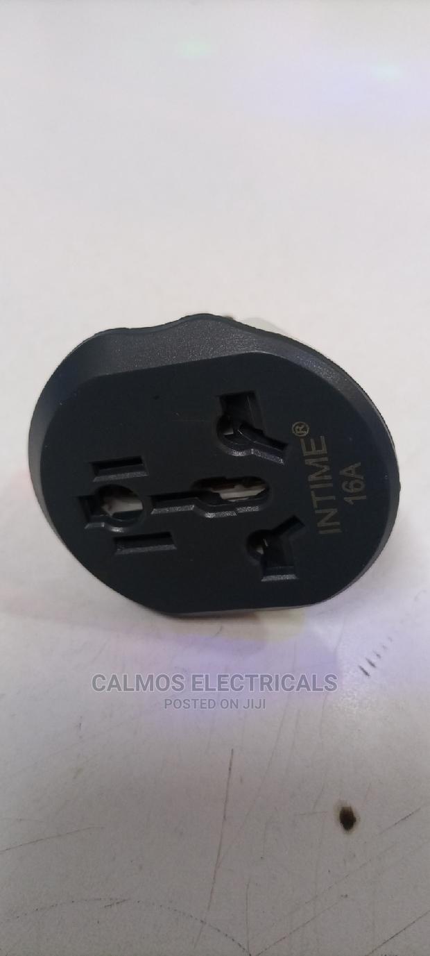 Converter From Type G To Type E - main view