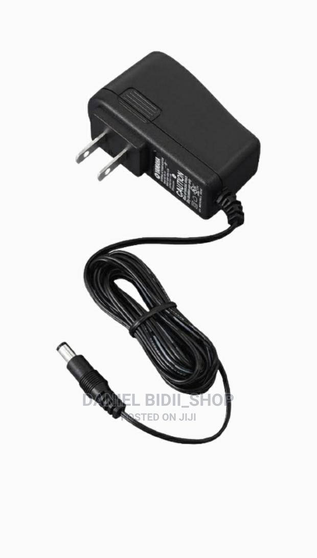 Original Yamaha AC Adapter PA-300C - main view