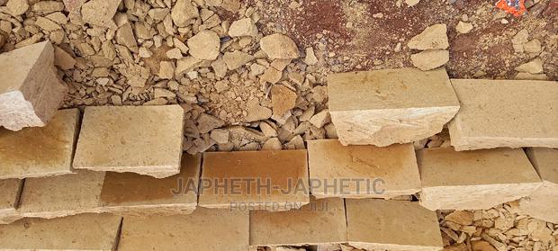 Brown/Yellow Stones - thumbnail 3