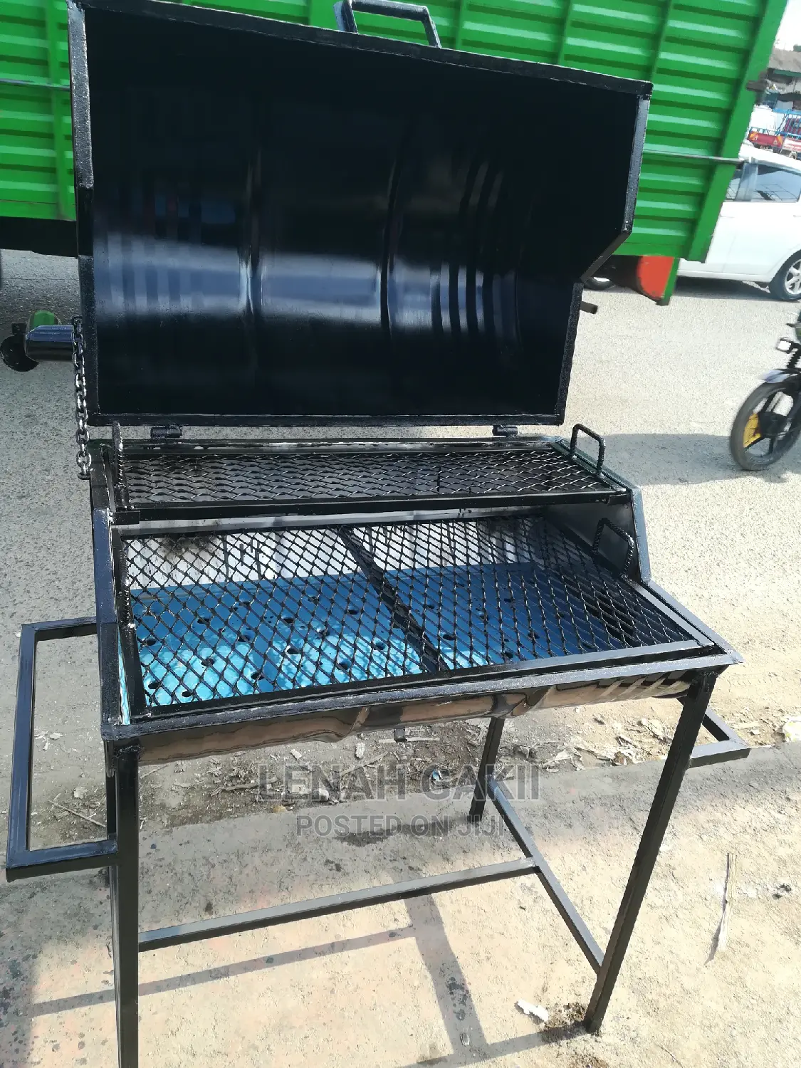 Classic Charcoal Grill