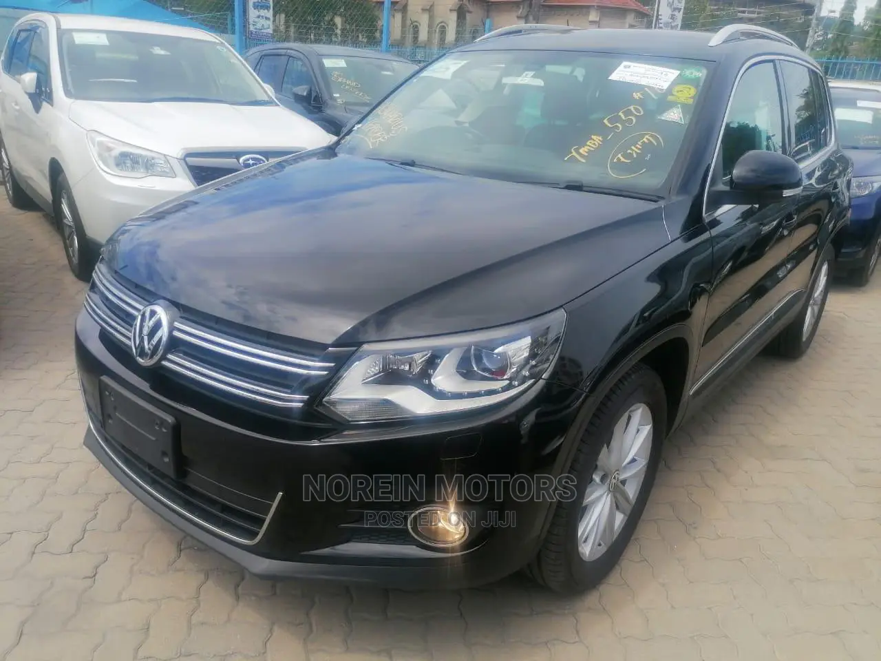 Volkswagen Tiguan 2015 Black