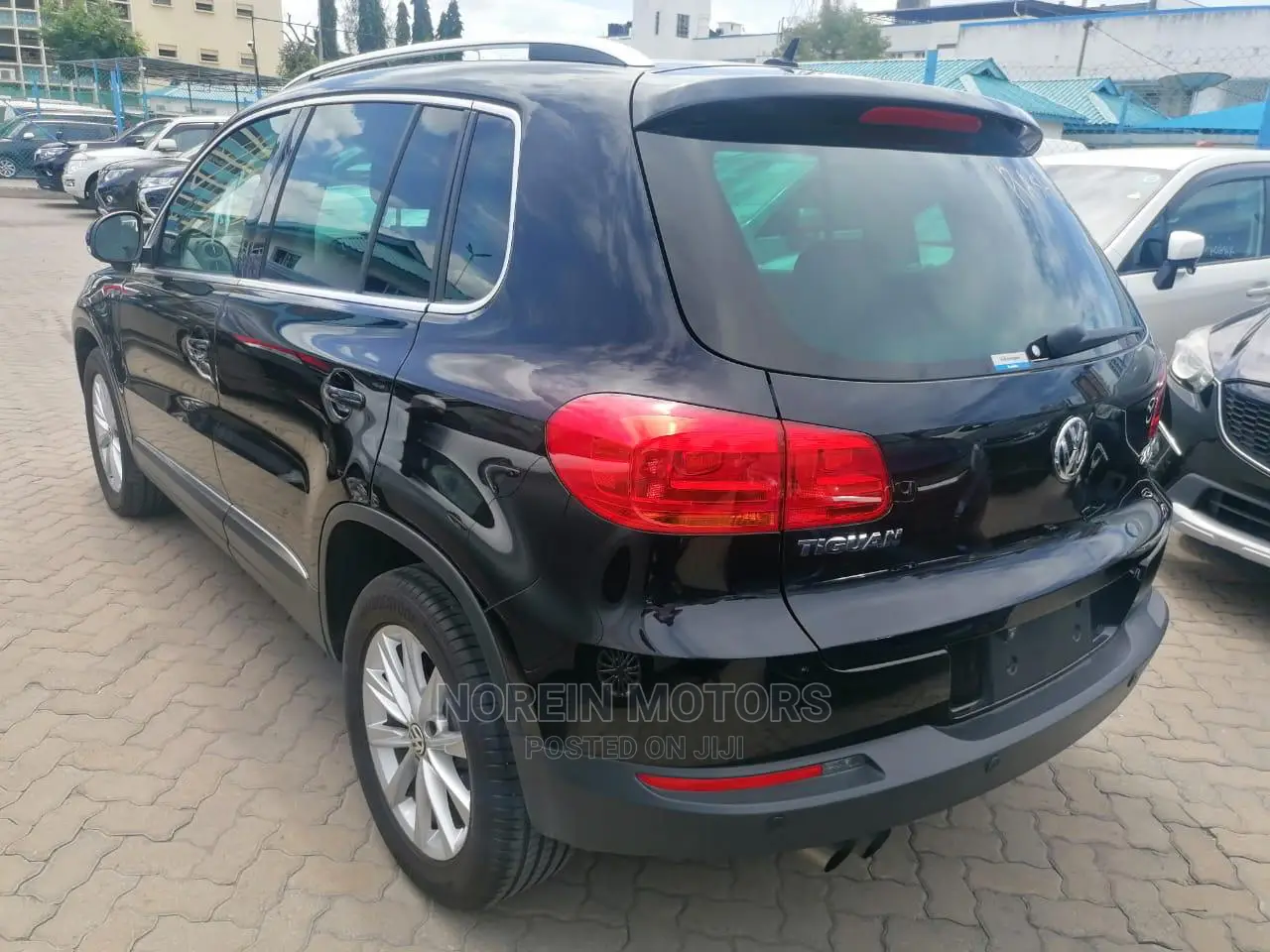 Volkswagen Tiguan 2015 Black
