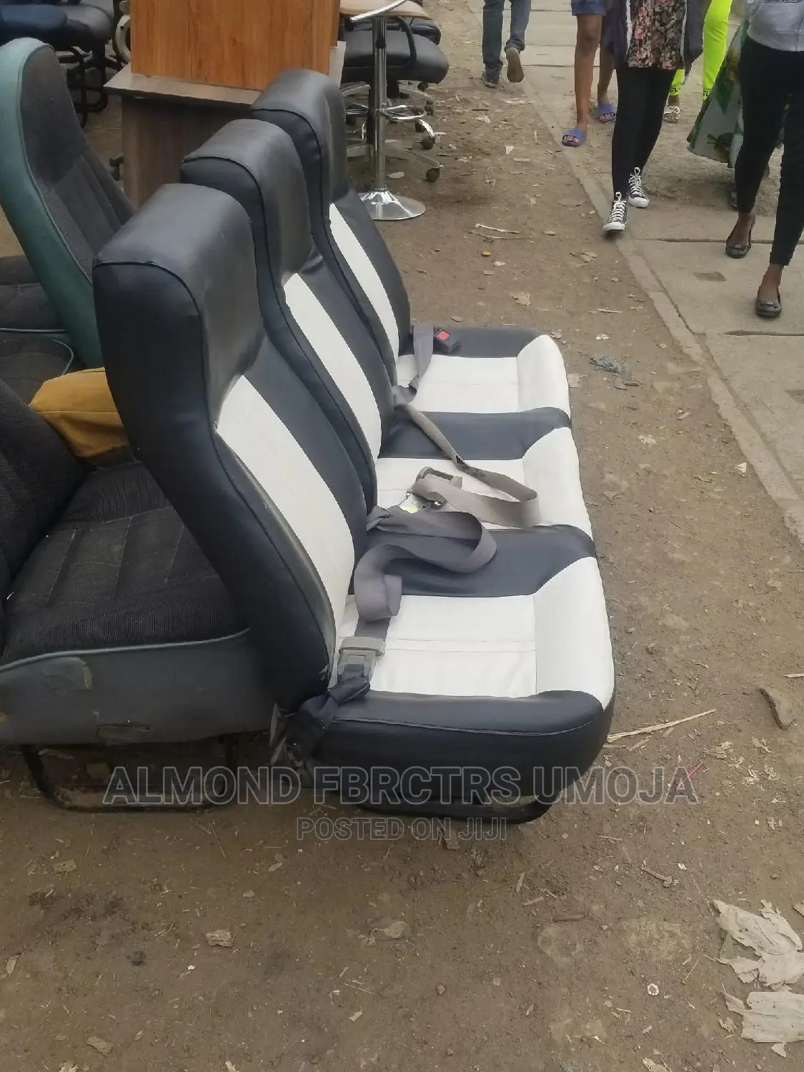 Matatu 3 Seater for Sell