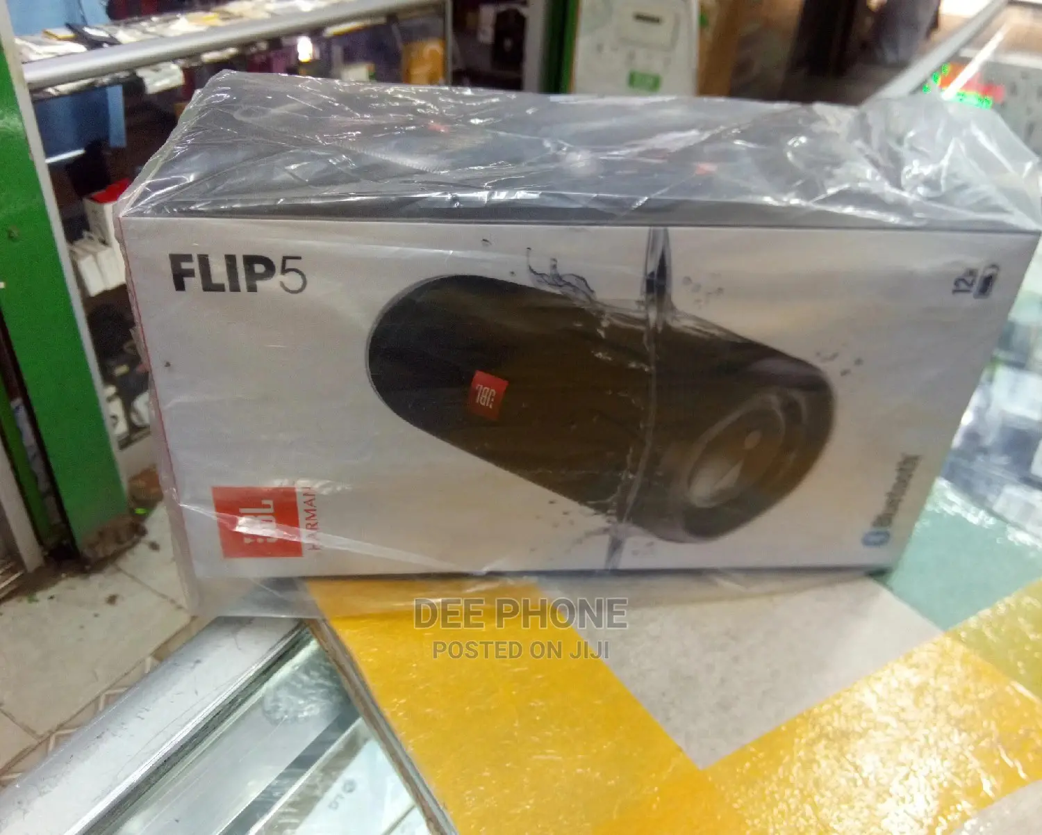 JBL Flip 5 Bluetooth Speaker