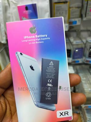 iPhone XR Battery - thumbnail 2
