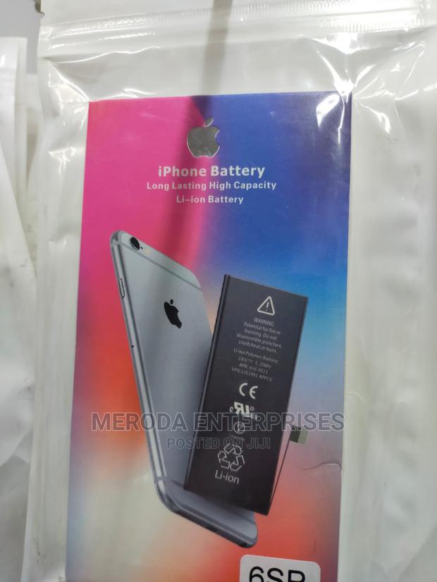 iPhone 6s Plus Battery - thumbnail 3