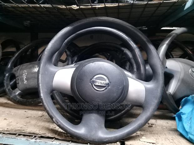 Nissan March/Latio Steering Airbags