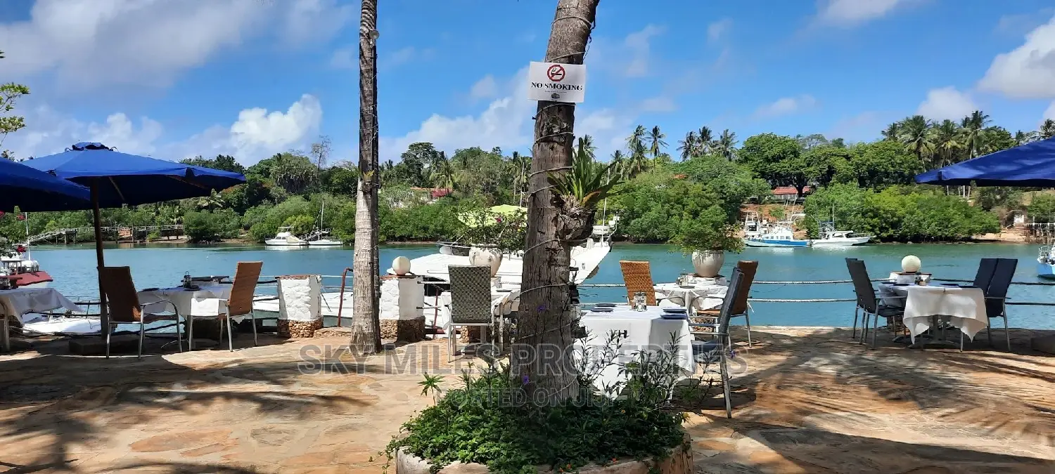 3bdrm Shared Apartment in La Marina, Mtwapa for rent