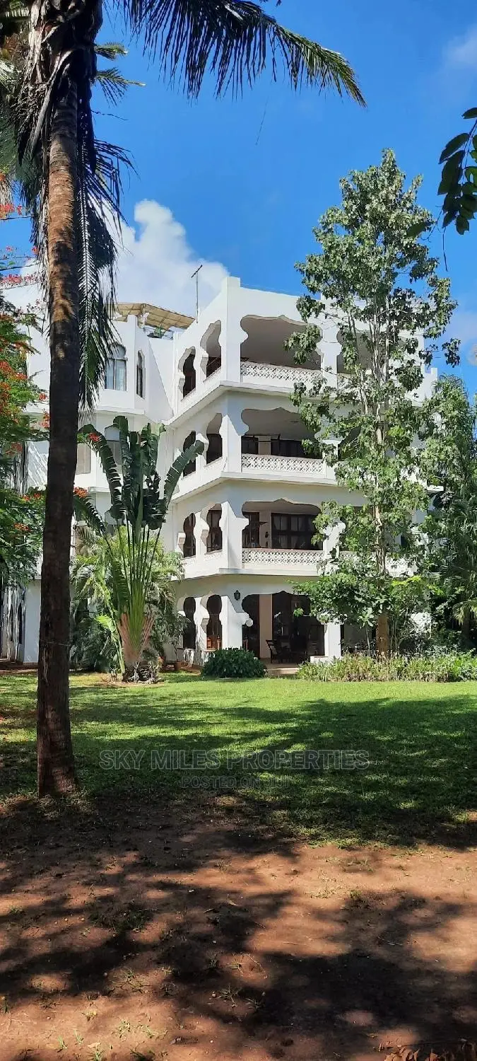 3bdrm Shared Apartment in La Marina, Mtwapa for rent