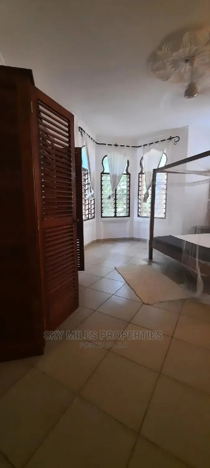 3bdrm Shared Apartment in La Marina, Mtwapa for rent