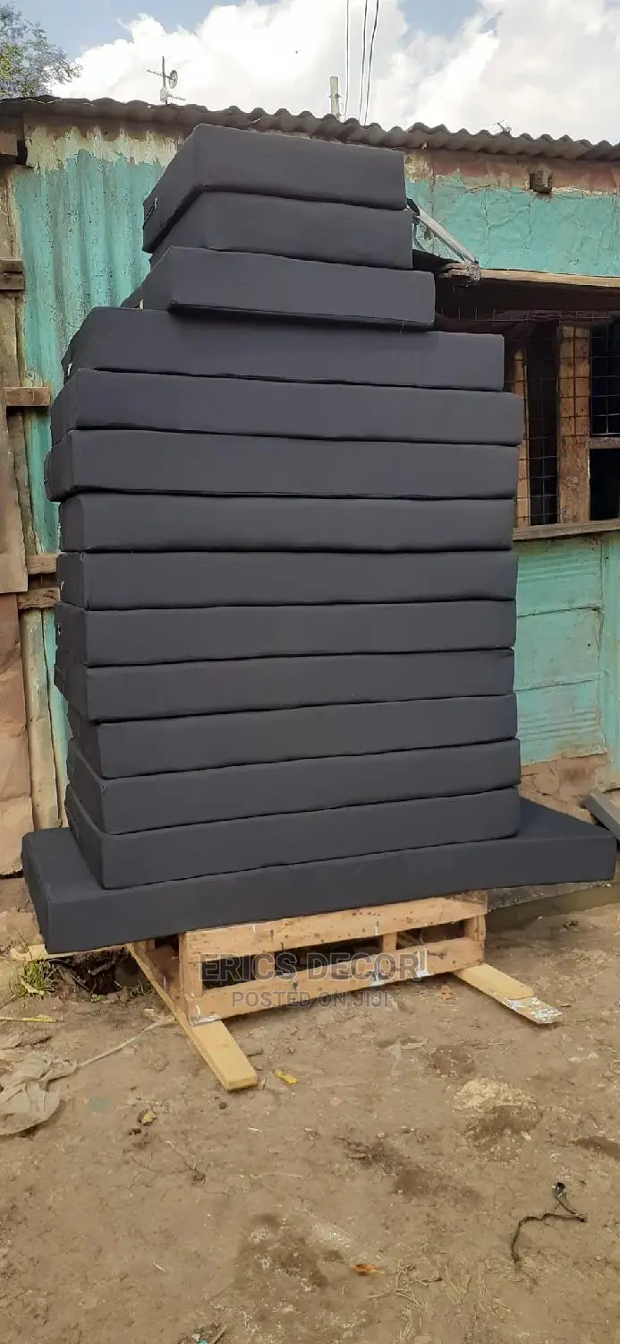 Pallet Cushions/Cushions/High Density Cushions/Foam Cushions in Ziwani