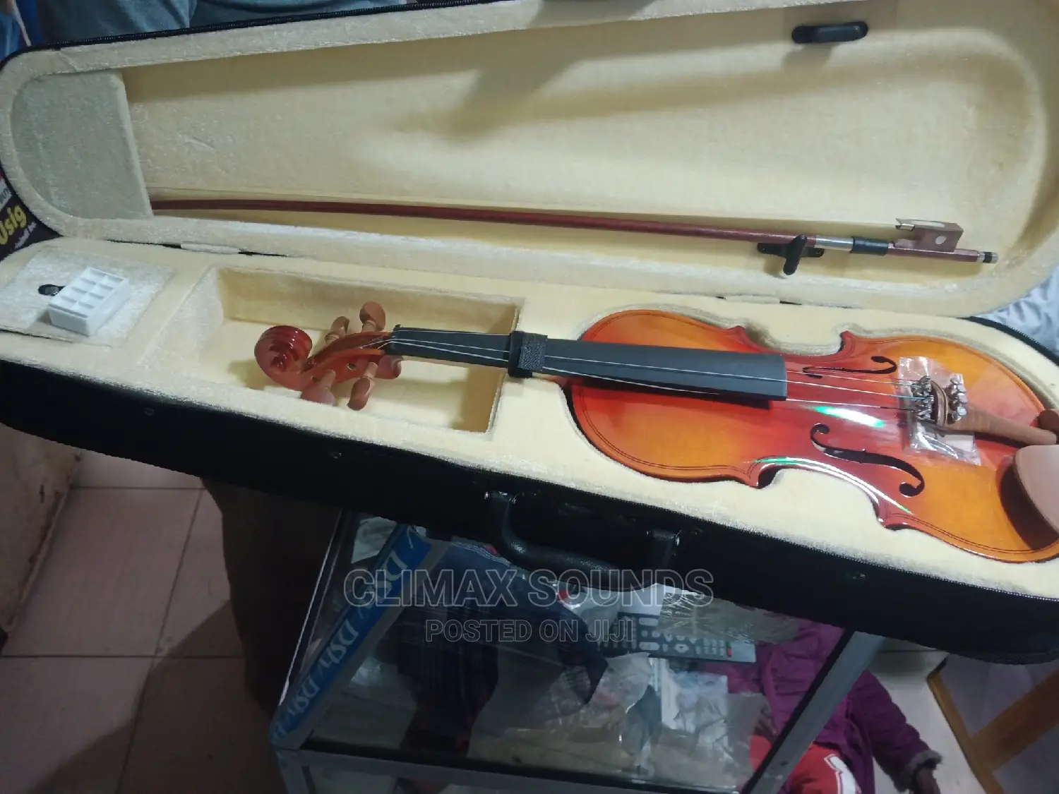 Mapple Leaf Violins