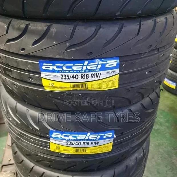 235/40 ZR18 Accelera Tyre 91W Nylon