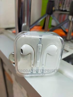 White Original Earphones - thumbnail 2