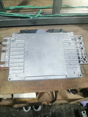Nissan X-Trail Ecu (Electronic Control Unit)