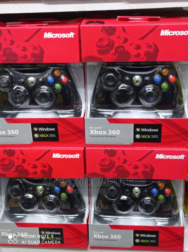 Xbox 360 Gaming Pad - main view