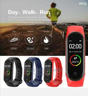 M4 Smart Watch - thumbnail 2