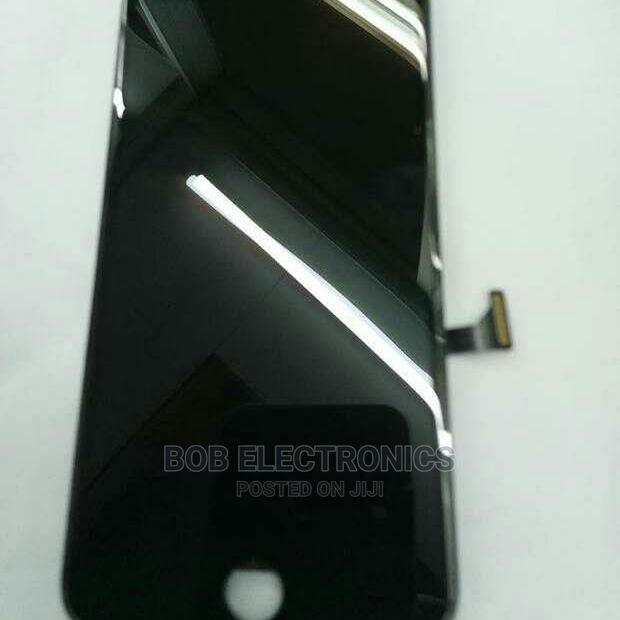 iPhone 7 Screens Replacement Available - main view