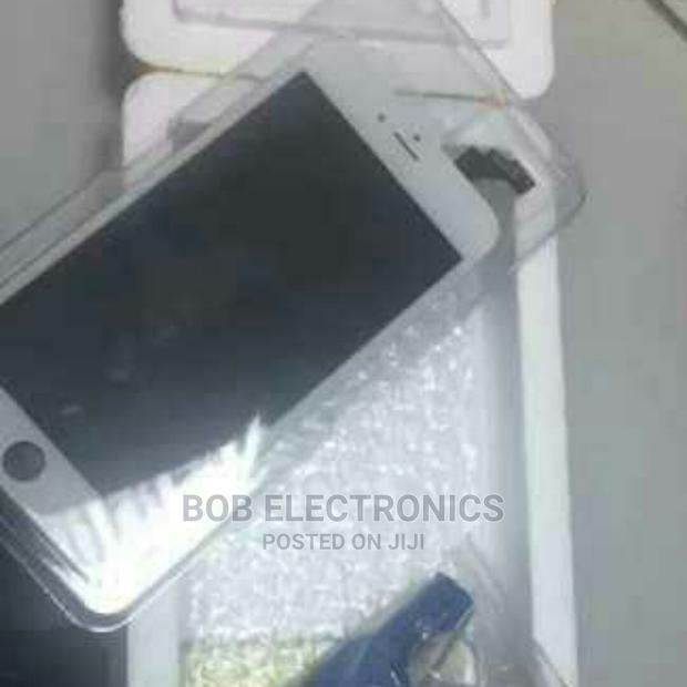 iPhone 6 Screen Replacement Available - thumbnail 2