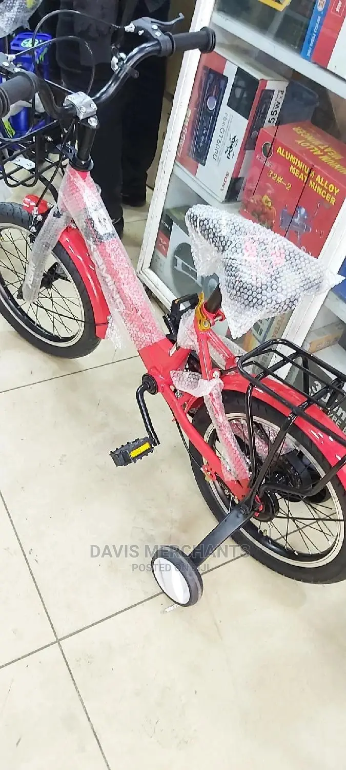 Junior Bike Size 16 With Training Wheels