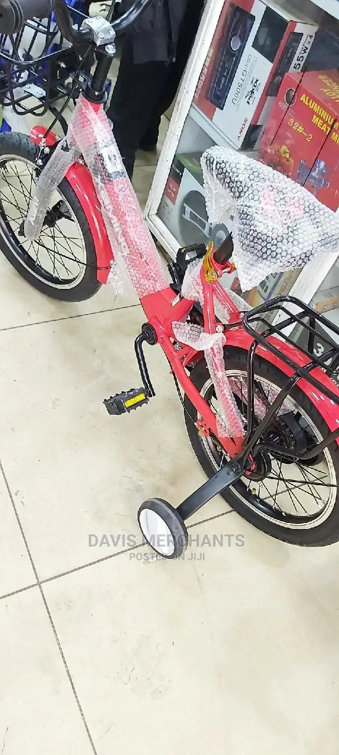 Junior Bike Size 16 With Training Wheels