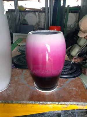 We Make Fibreglass Executive Flower Pots
