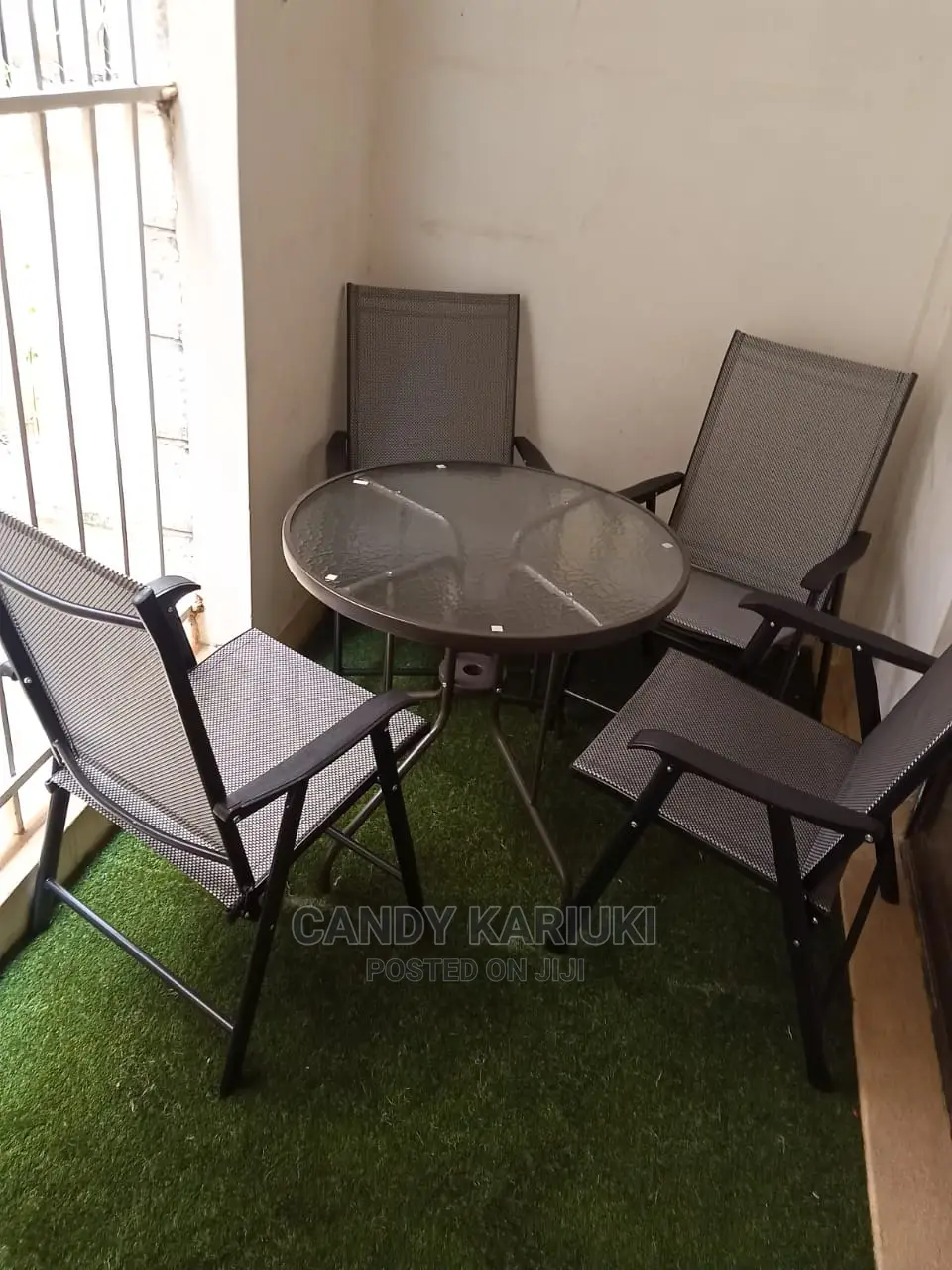 Outdoor Set With 4 Foldable Seats