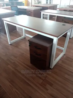 1.6m Office Desk