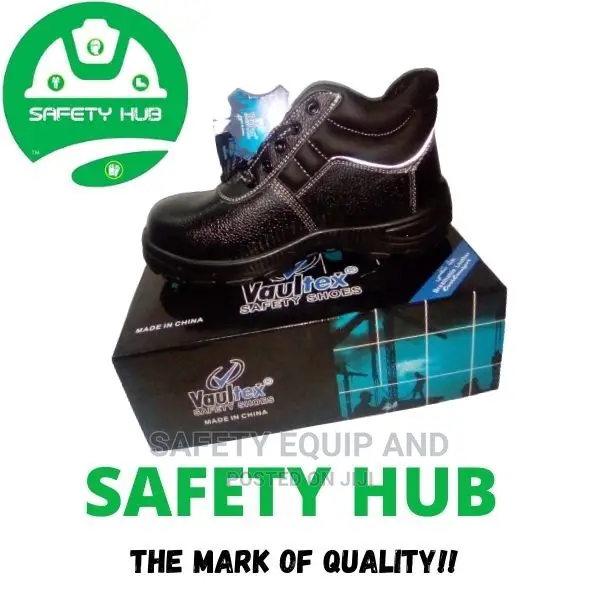 Vaultex Safety Footwear/ Safety Boots/ Safety Shoes