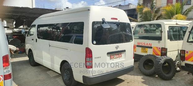Toyota HiAce 2014 White - thumbnail 7