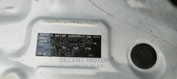 Toyota HiAce 2014 White - thumbnail 4