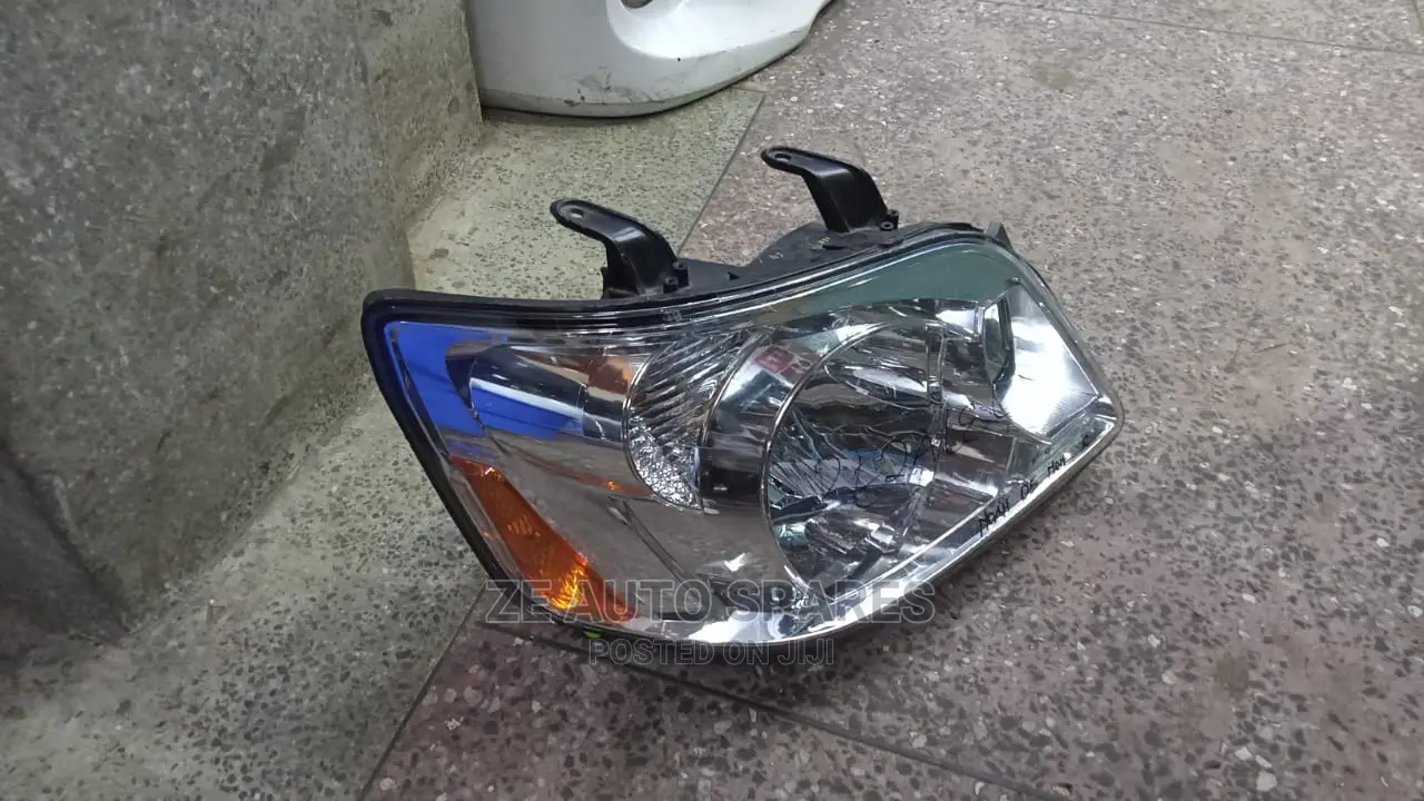 Toyota Noah Headlight Xenon