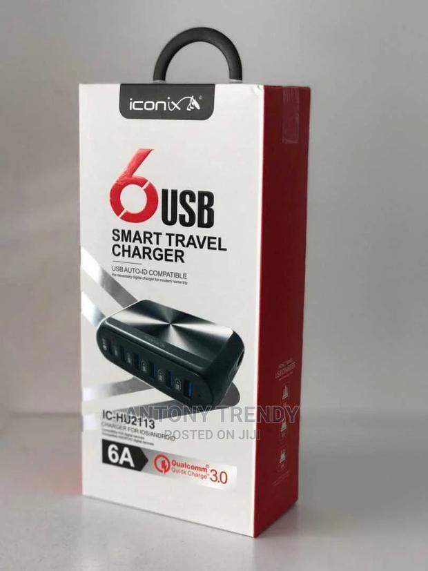 Iconix Ic-Hu2113 Smart Charger - main view
