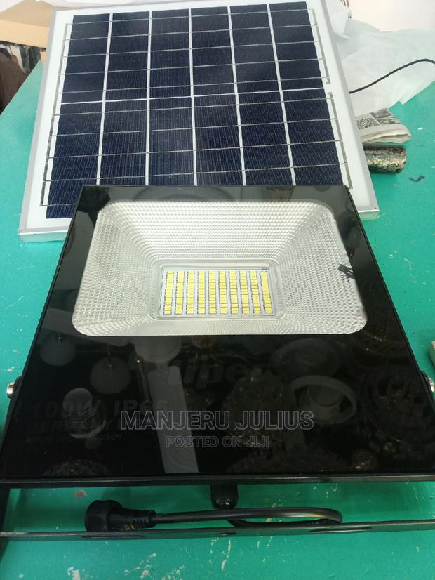 100watts Solar Floodlights - thumbnail 2