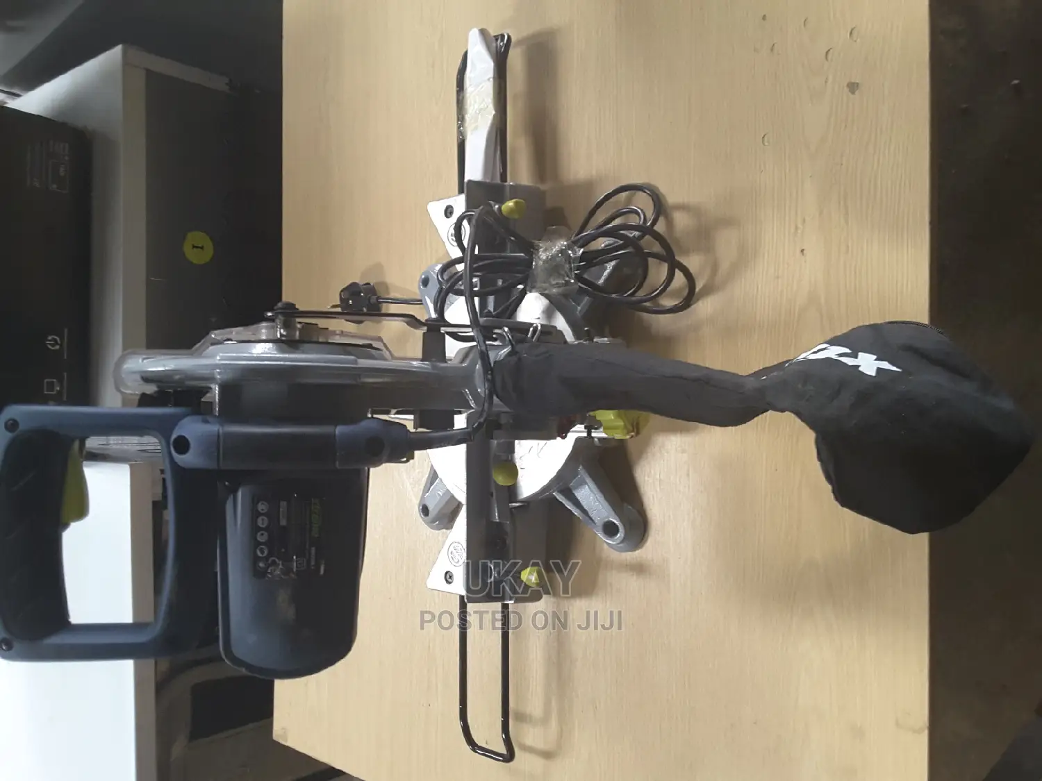 Ex-Uk Challenge Xtreme Mitre Saw