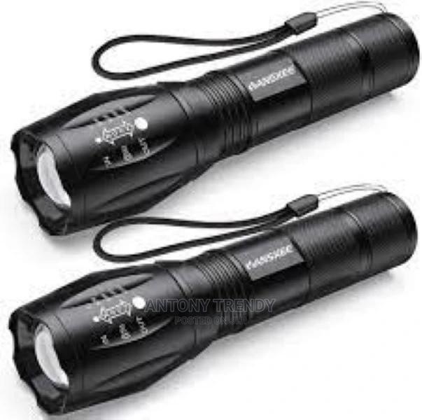 1 Pc Lumen Zoomable Cree XML-T6 LED Flashlight Focus Torch