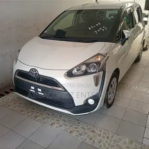 Toyota Sienta 2015 Pearl