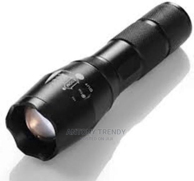 Super Bright 3800 Lumens 3 X CREE XM-L T6 LED Flashlight To
