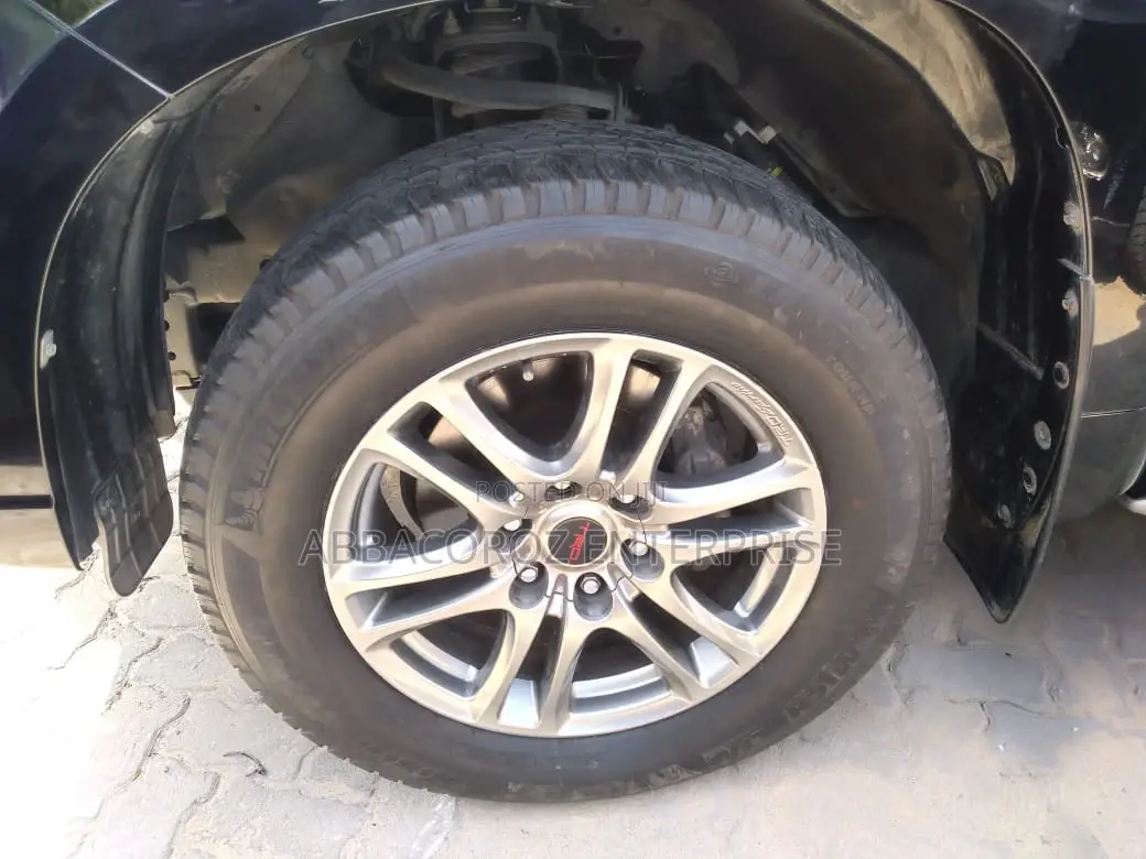 Toyota Land Cruiser Prado 2016 3.0 D-4d (190 Hp) 7 Seats Black