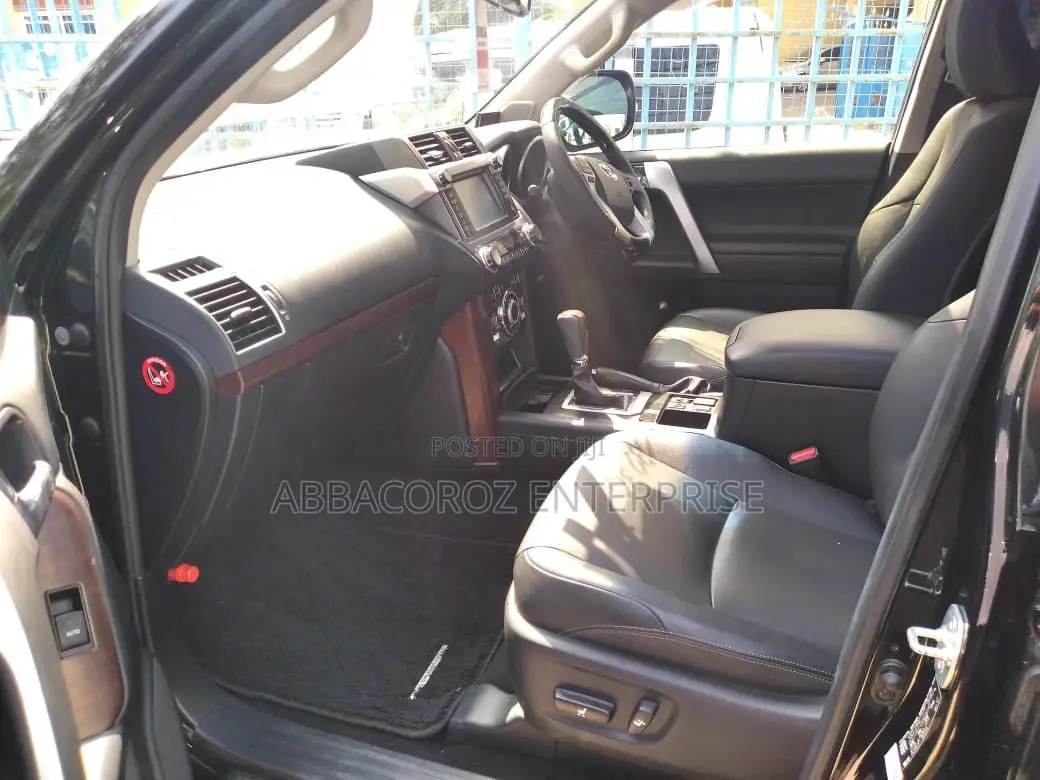 Toyota Land Cruiser Prado 2016 3.0 D-4d (190 Hp) 7 Seats Black