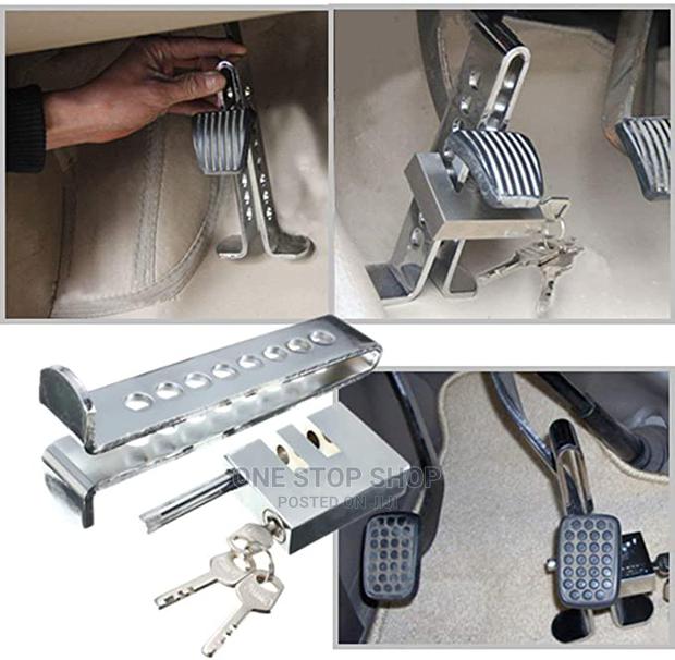 Clutch/Accelerator Pedal Lock