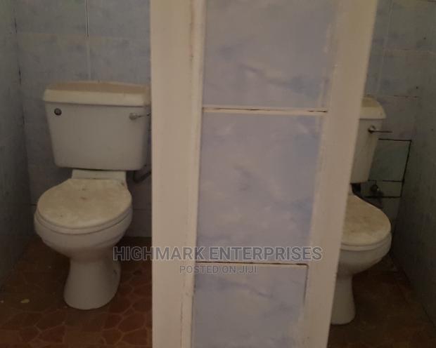 Godown to Let in Athiriver - thumbnail 3