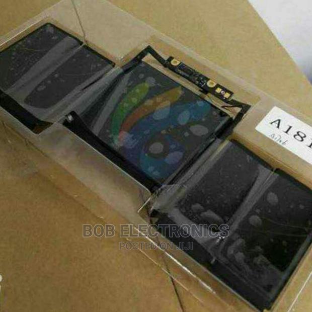 We Deliver Apple Macbook Pro Batteries